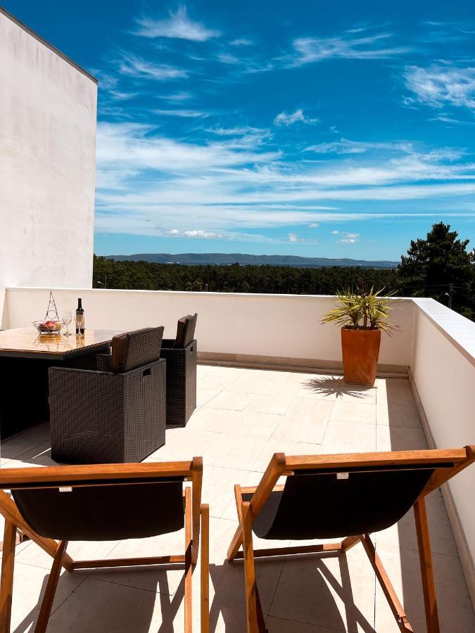 Edles Apartment In Architektenvilla Mit Grossem Pool, Sauna, Dachterrasse Und Malerischem Garten Pataias Bagian luar foto